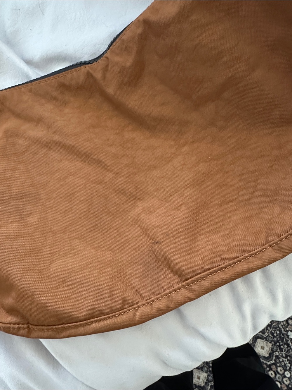 Baggu Medium Crescent Bag - Brown (2023) - Picture 4 of 5